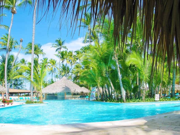 Follow me to Dominican Republic