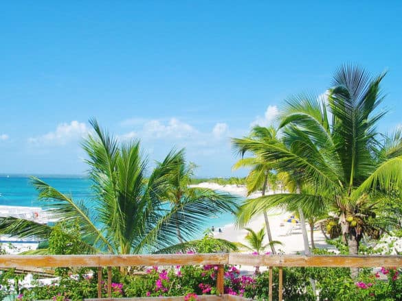 Follow me to Dominican Republic