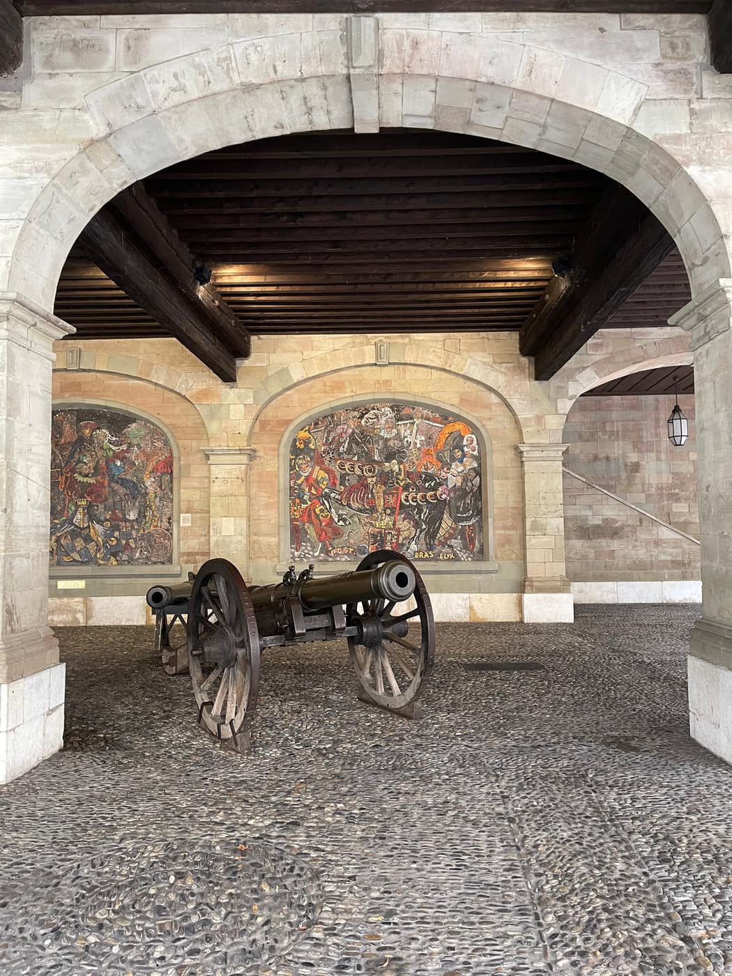 2 NIGHTS IN GENEVA WITH A 100 CHF GIFT CARD