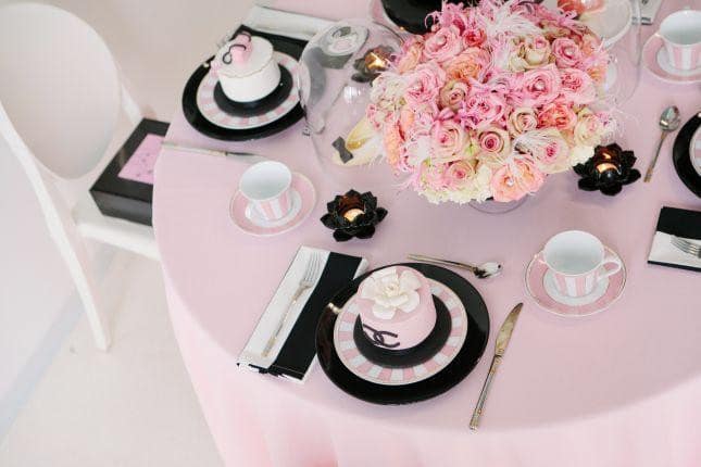 bridal-shower-coco-chanel-tablescape-bridal-showers-pinterest