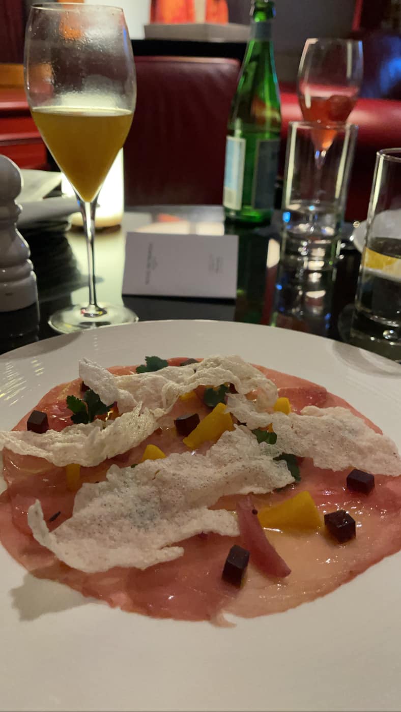 2 NIGHTS IN GENEVA WITH A 100 CHF GIFT CARD