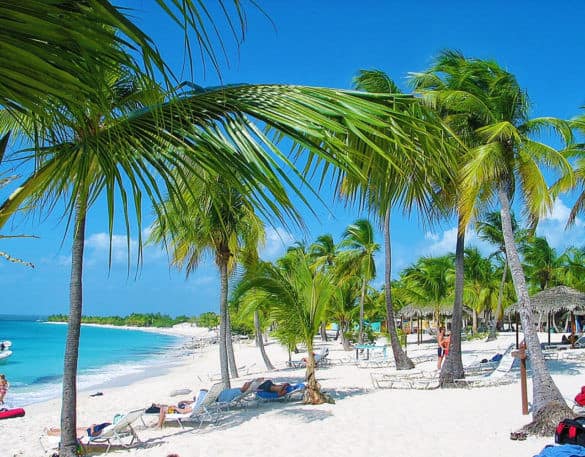 Follow me to Dominican Republic