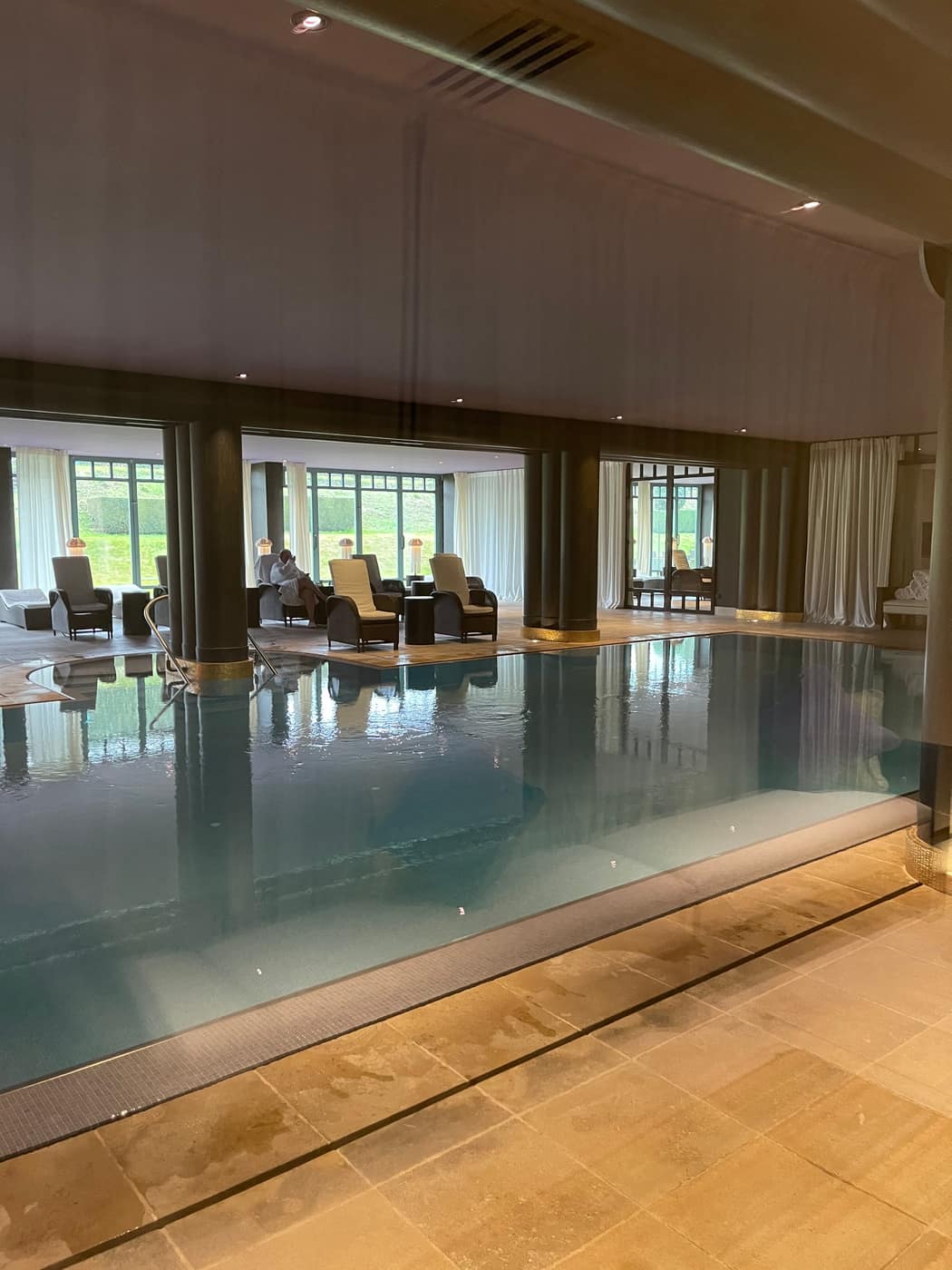 2 NIGHTS IN GENEVA WITH A 100 CHF GIFT CARD